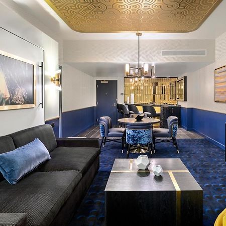 לאס וגאס Circa Resort & Casino - Adults Only מראה חיצוני תמונה